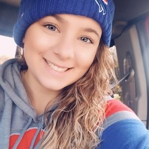 Meet your Posher, Brittney